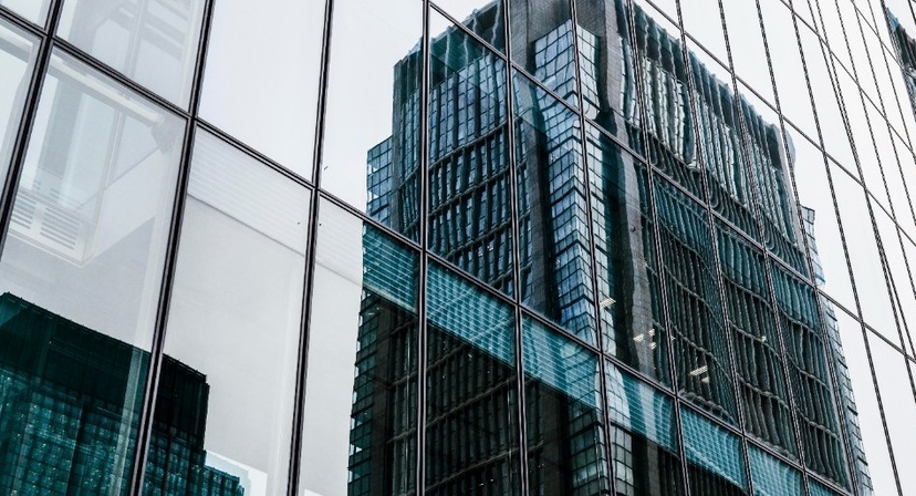 Ile zarobi kontroler? Prognozy wynagrodzeń na 2025 rok